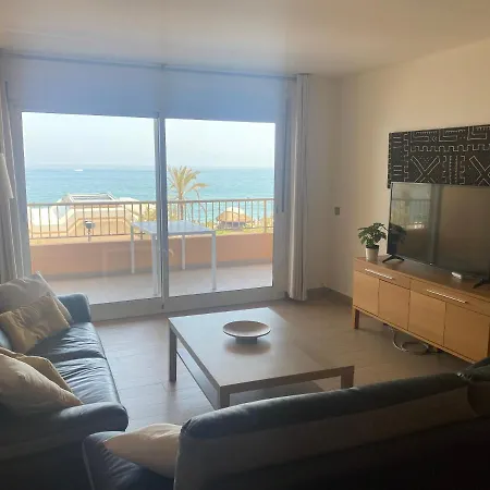 アパート Albamar Frontline 3 Bedrooms
