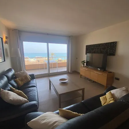 Albamar Frontline 3 Bedrooms *