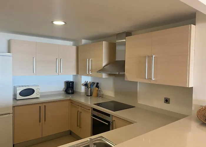 Albamar Frontline 3 Bedrooms Apartament *