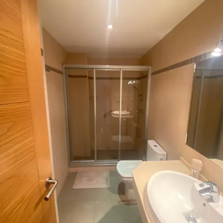 Albamar Frontline 3 Bedrooms * פואנגירולה