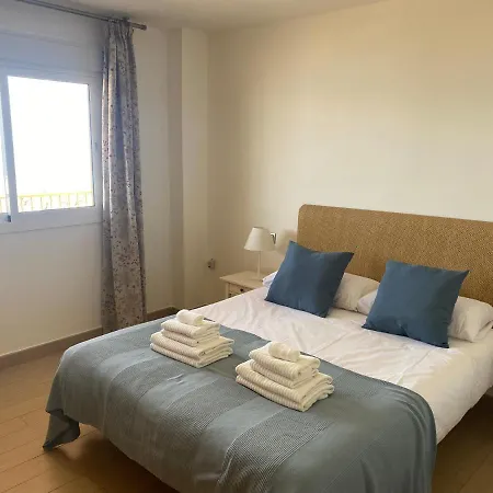 Albamar Frontline 3 Bedrooms דירה